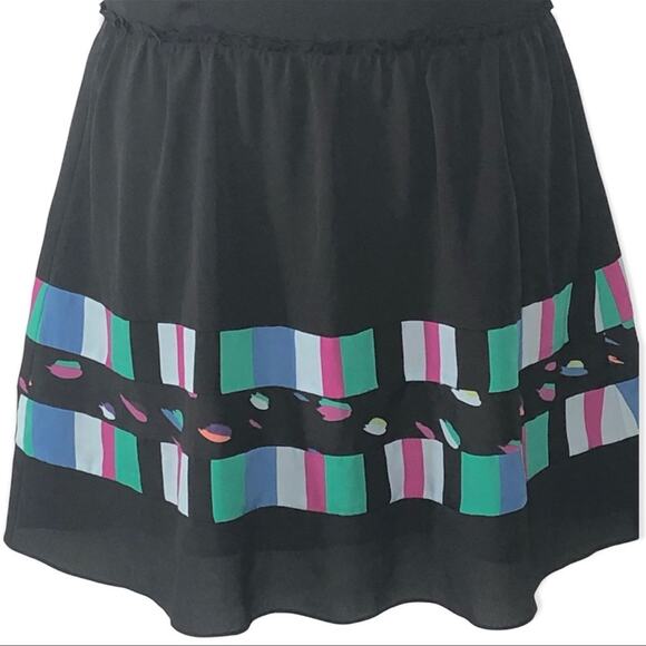 BCBGeneration Little Black Dress Sweetheart Neckline Colorblock Trim Size 10 - Picture 11 of 14